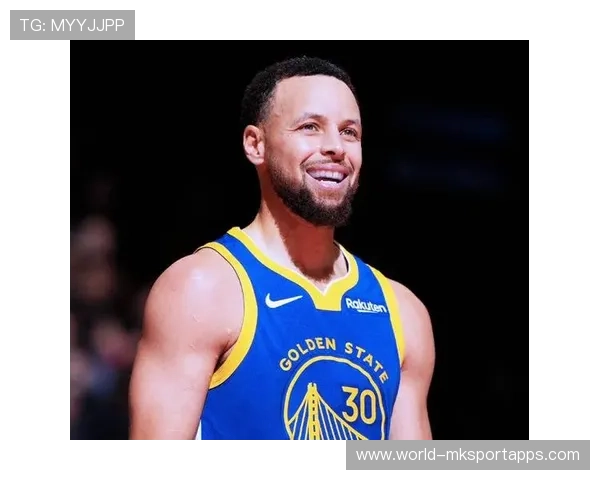 勇士外线火力凶猛，库里再次爆砍40+，勇士库里53分实录